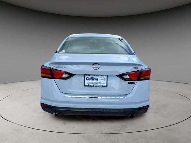 2023 Nissan Altima SR