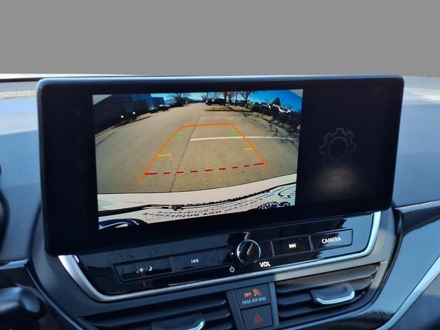 2025 Nissan Altima 2.5 SR