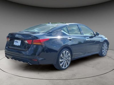 2024 Nissan Altima 2.5 SL