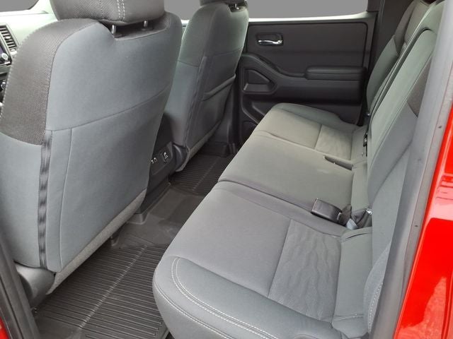 2024 Nissan Frontier Crew Cab SV