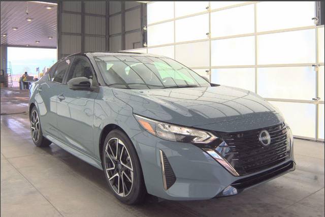 2025 Nissan Sentra SR