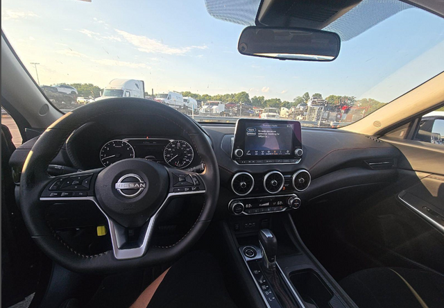 2025 Nissan Sentra SR