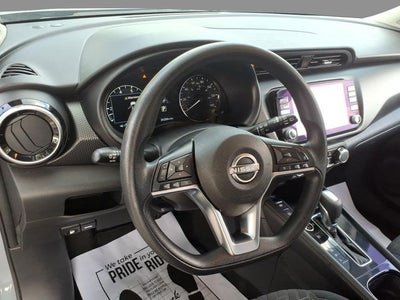 2023 Nissan Kicks SV