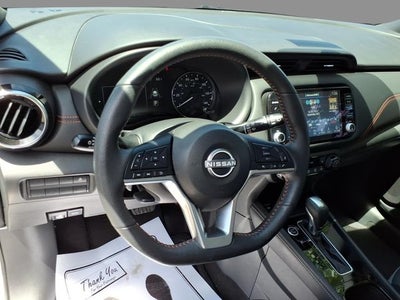 2023 Nissan Kicks SR