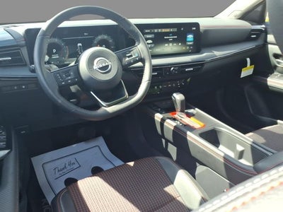 2025 Nissan Kicks SR