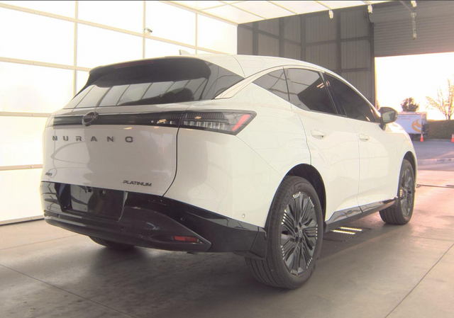 2025 Nissan Murano Platinum