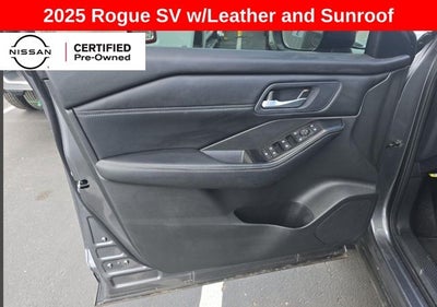 2025 Nissan Rogue SV