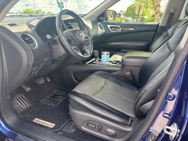 2019 Nissan Pathfinder SL
