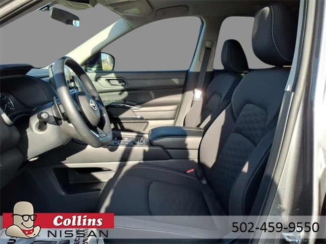 2024 Nissan Pathfinder S