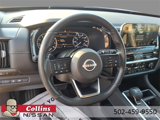 2023 Nissan Pathfinder SL