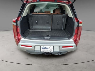 2024 Nissan Pathfinder Platinum