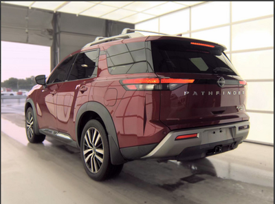 2024 Nissan Pathfinder Platinum