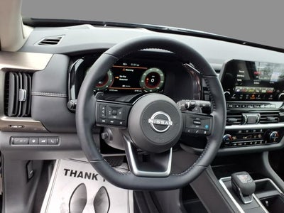 2025 Nissan Pathfinder Platinum