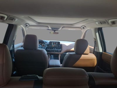 2025 Nissan Pathfinder Platinum