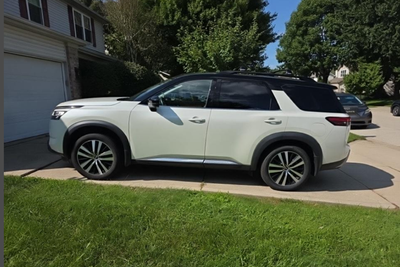 2024 Nissan Pathfinder Platinum