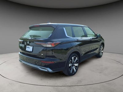 2025 Mitsubishi Outlander SE