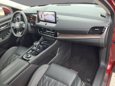 2025 Nissan Rogue Platinum