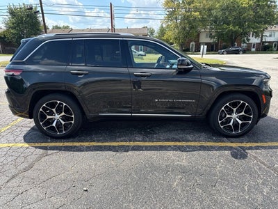 2023 Jeep Grand Cherokee Summit Reserve