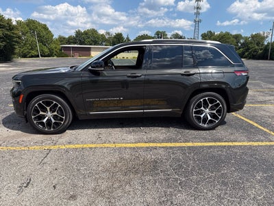 2023 Jeep Grand Cherokee Summit Reserve