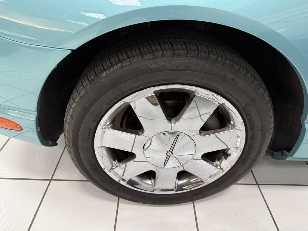 2002 Ford Thunderbird Deluxe