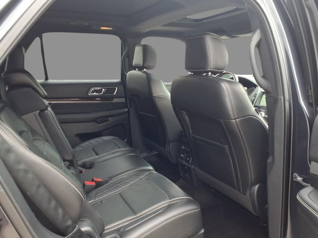 2017 Ford Explorer Platinum