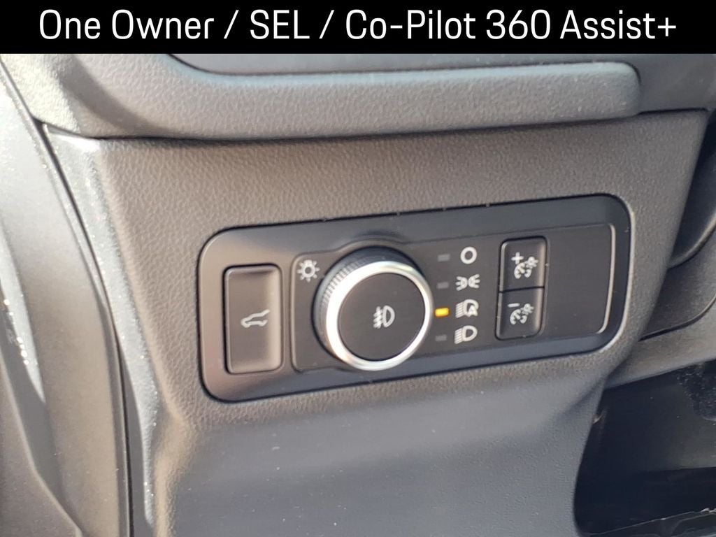 2022 Ford Escape SEL