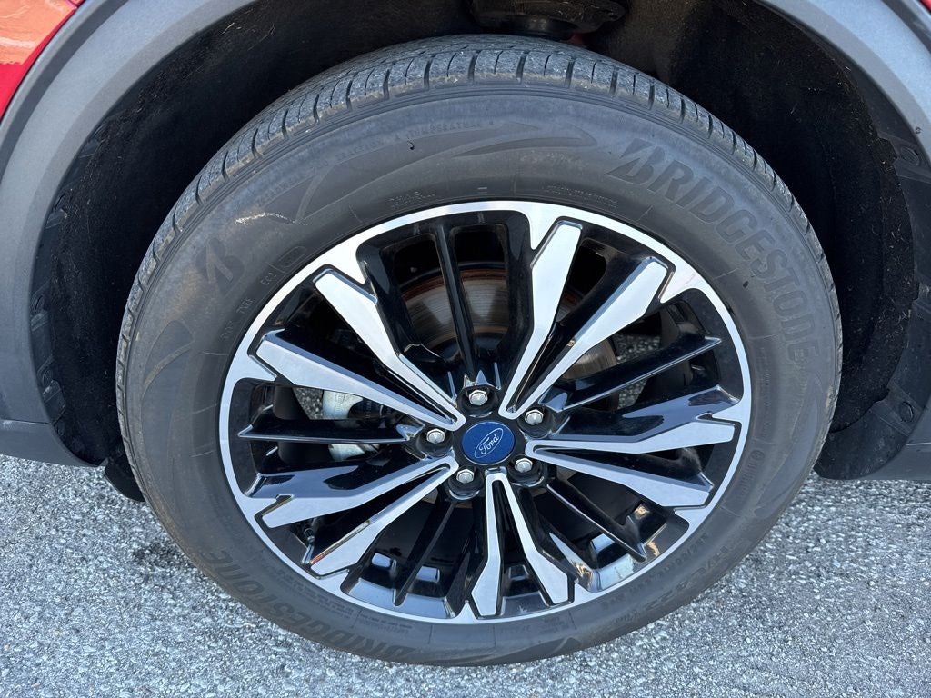 2022 Ford Escape SEL
