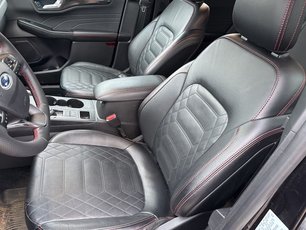 2024 Ford Escape ST-Line Elite