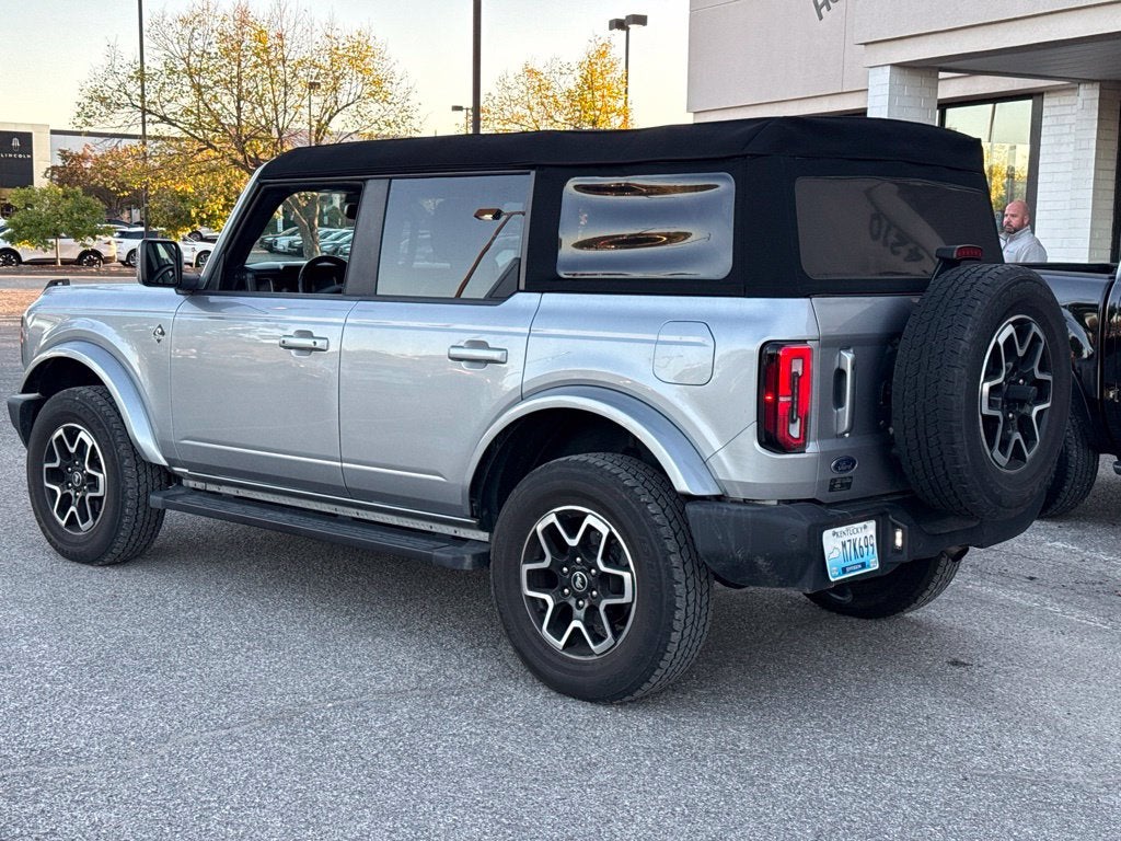 2023 Ford Bronco Outer Banks