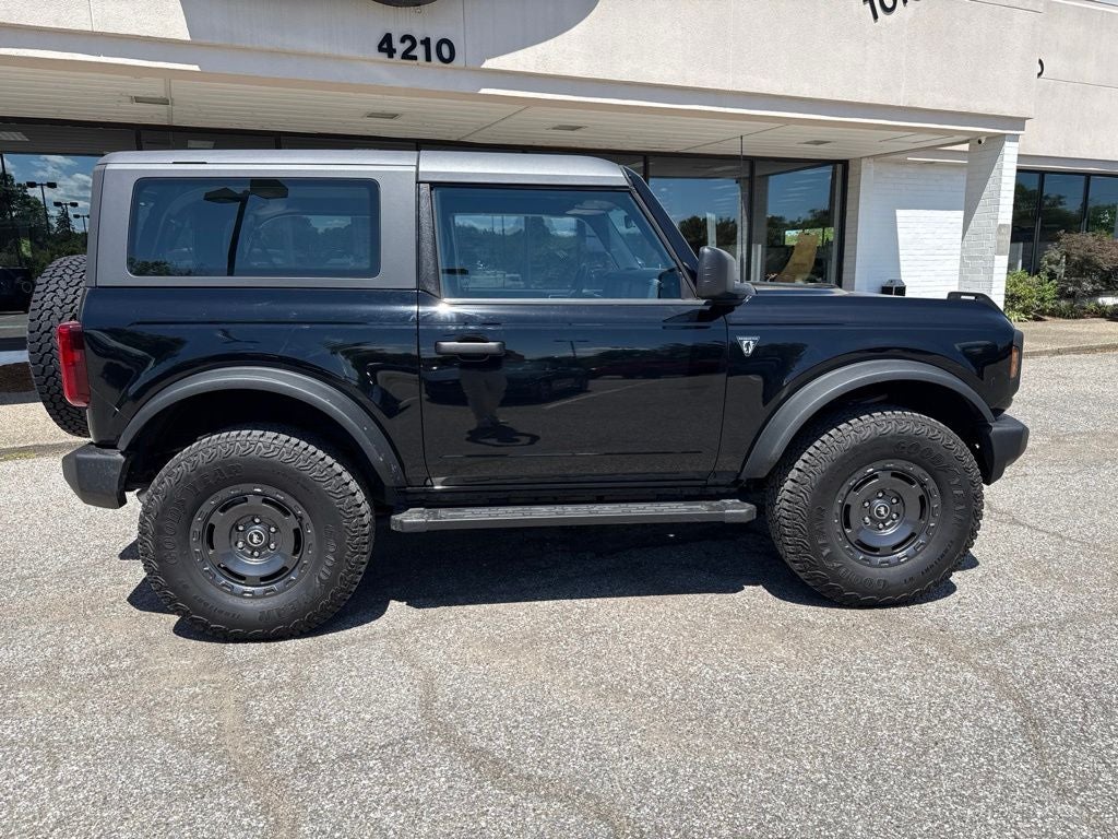 2025 Ford Bronco Base