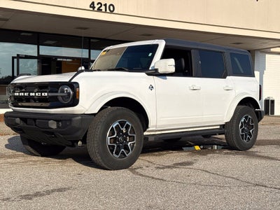2024 Ford Bronco Outer Banks