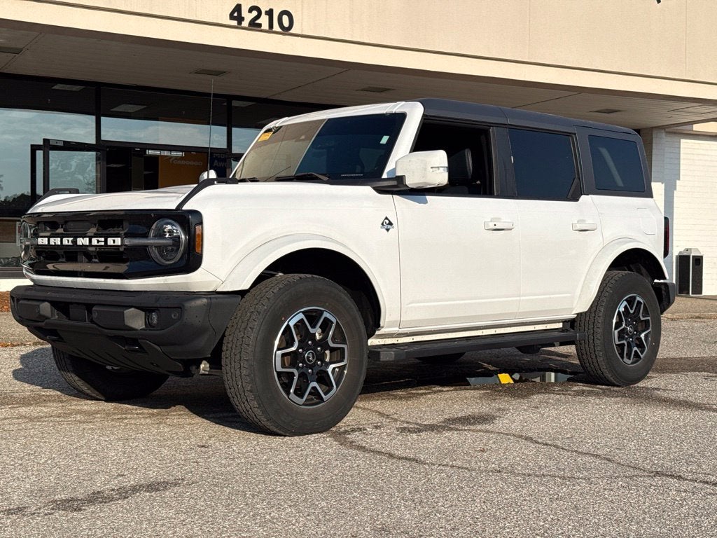 2024 Ford Bronco Outer Banks