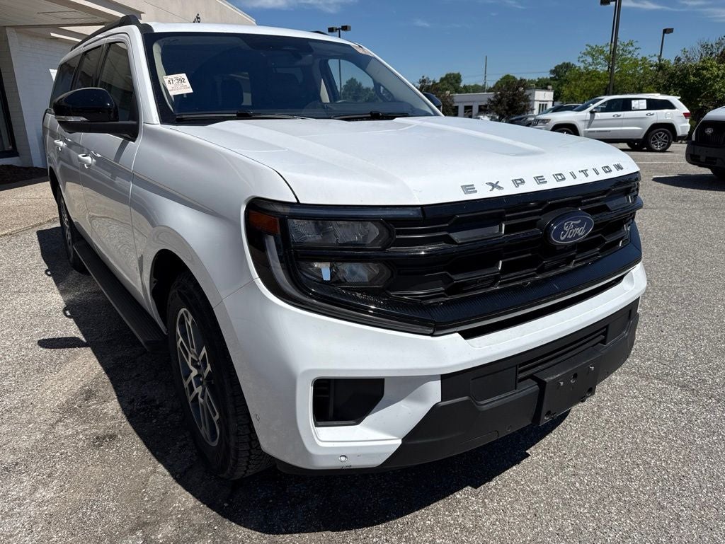 2025 Ford Expedition Max Active