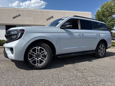 2025 Ford Expedition Active