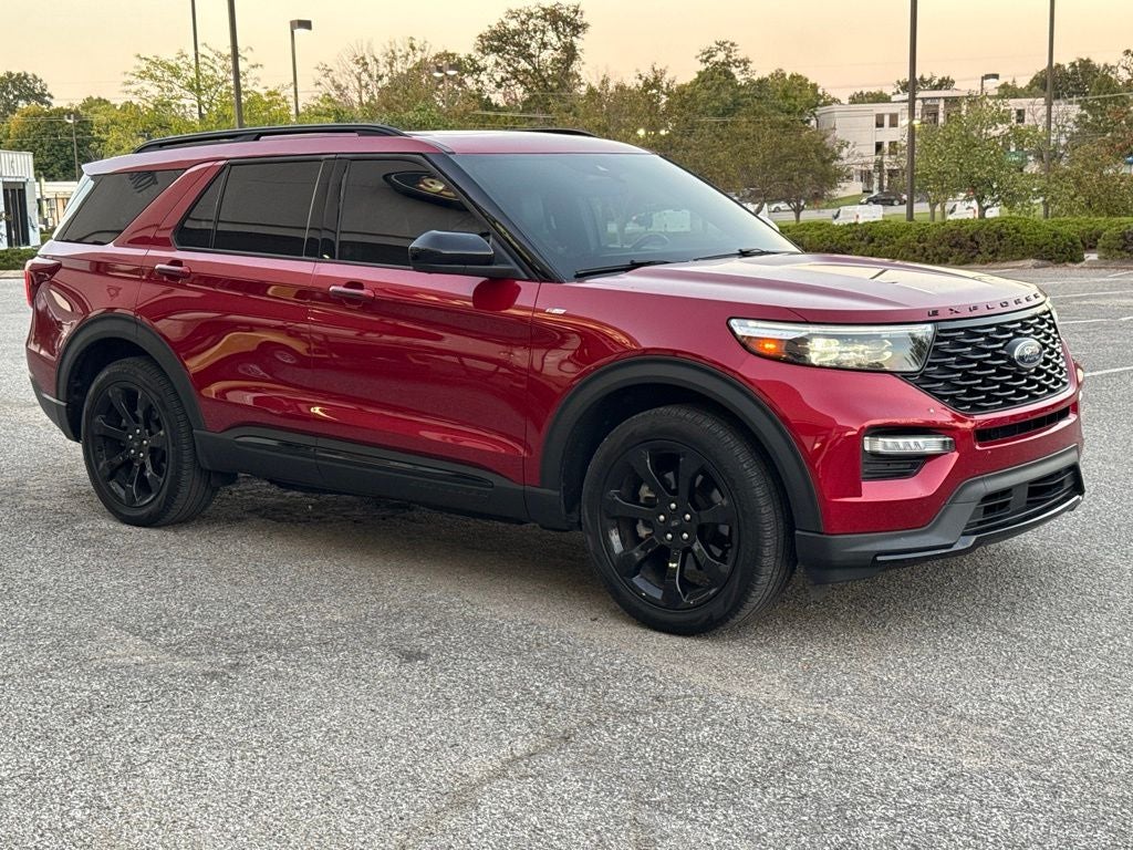 2023 Ford Explorer ST-Line