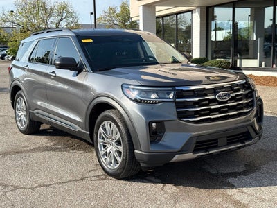 2025 Ford Explorer Active