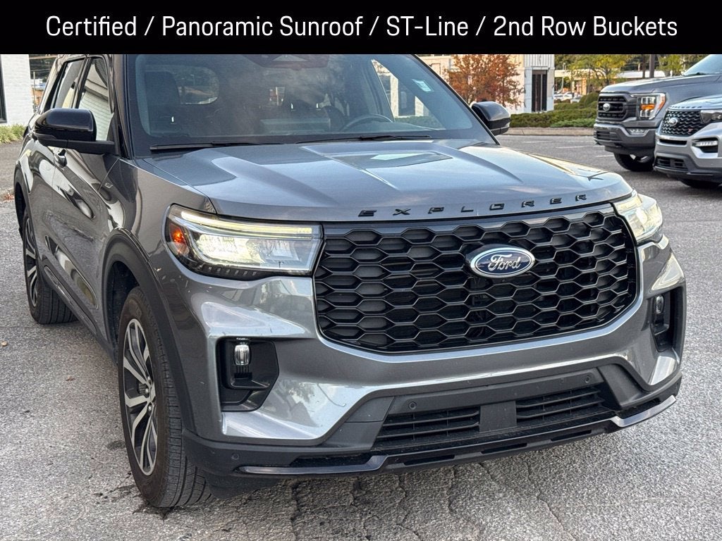 2025 Ford Explorer ST-Line