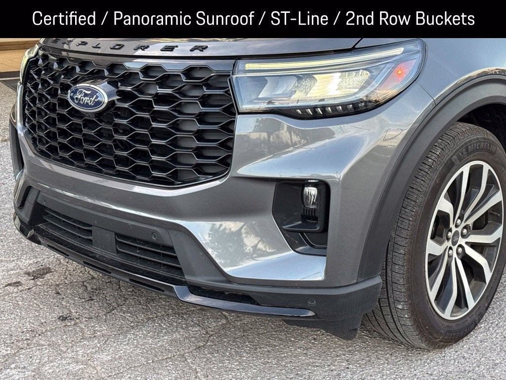 2025 Ford Explorer ST-Line
