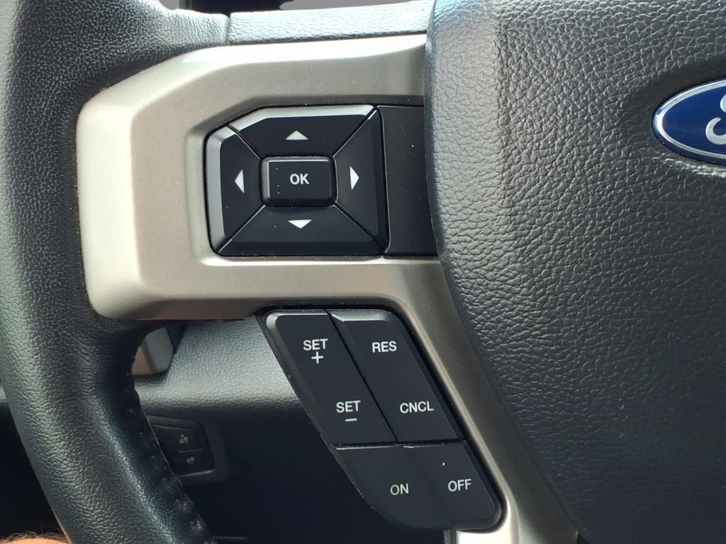 2022 Ford F-350SD Lariat