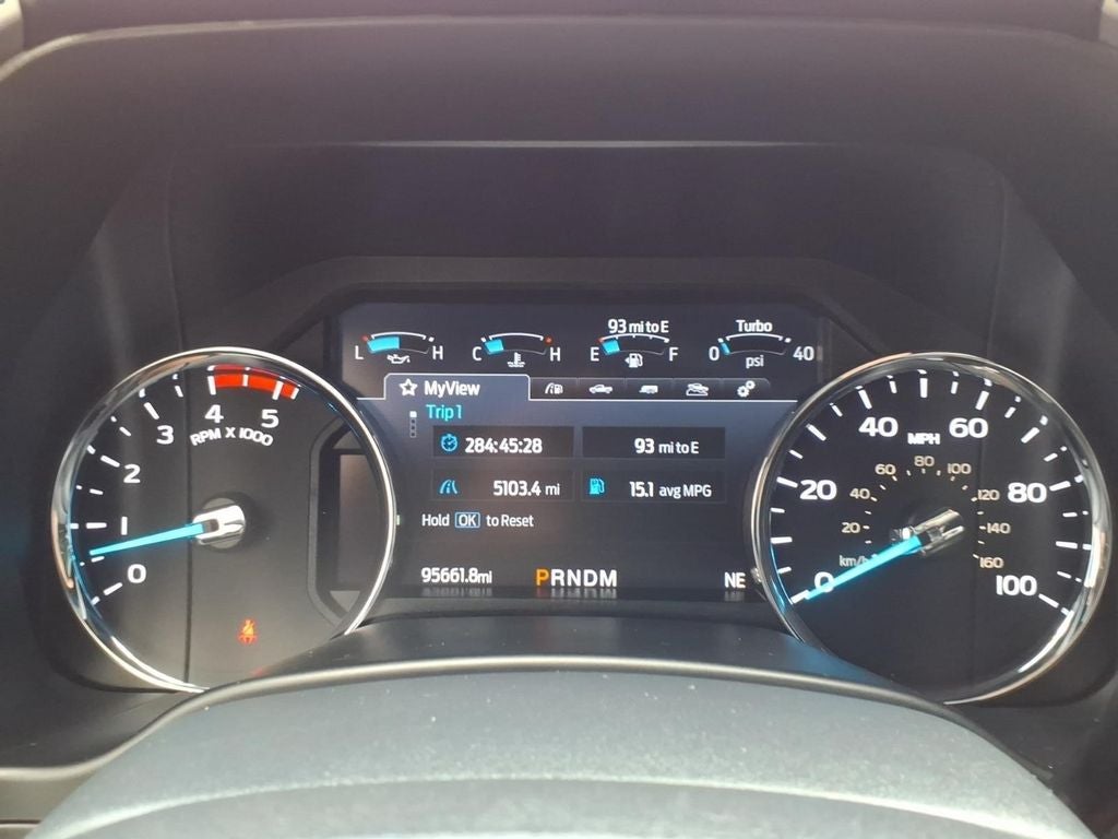 2022 Ford F-350SD Lariat