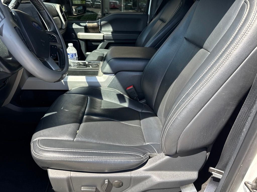 2022 Ford F-350SD Lariat