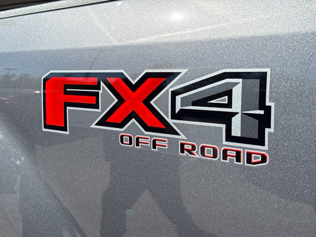 2022 Ford F-350SD XLT