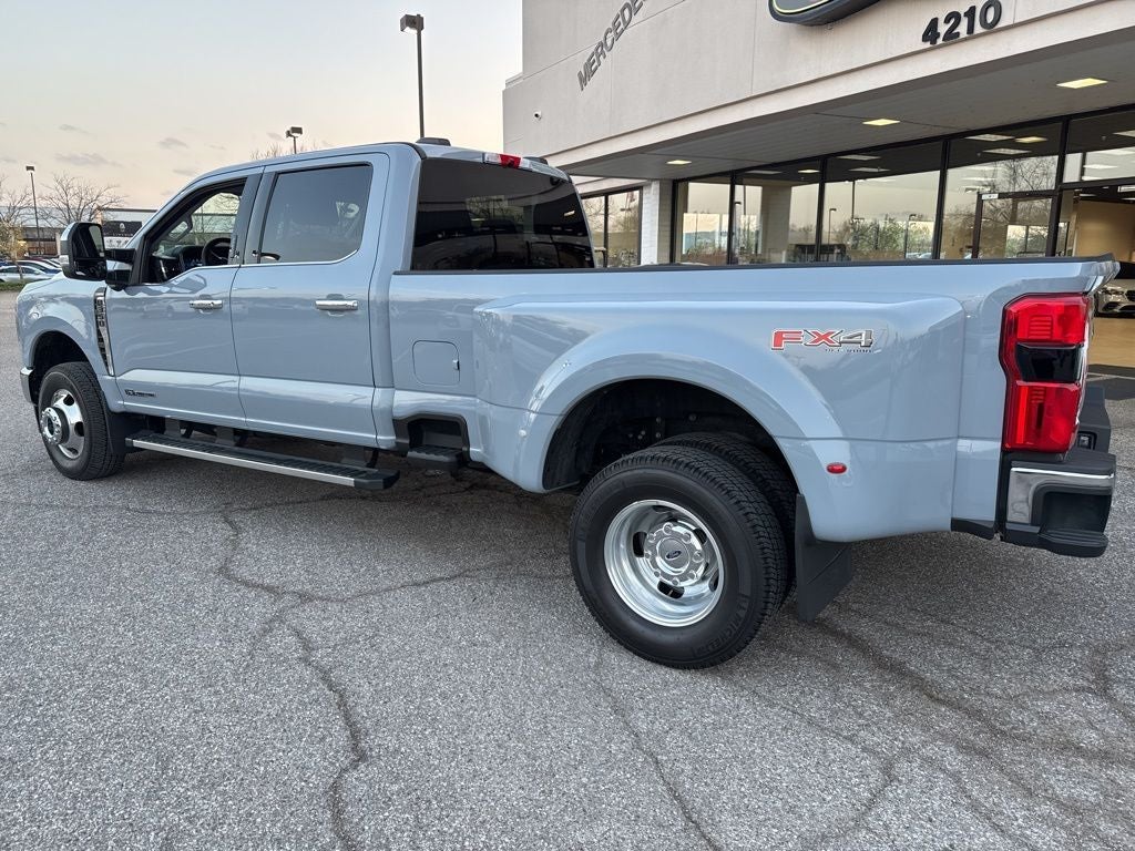 2025 Ford F-350SD Lariat DRW