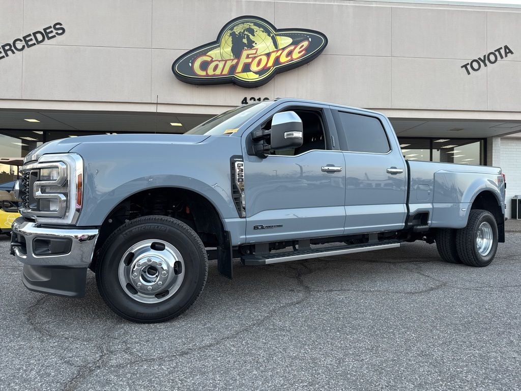 2025 Ford F-350SD Lariat DRW