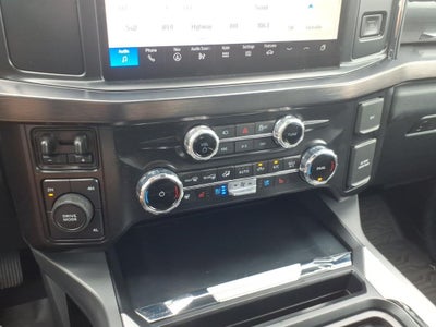 2025 Ford F-350SD Lariat DRW