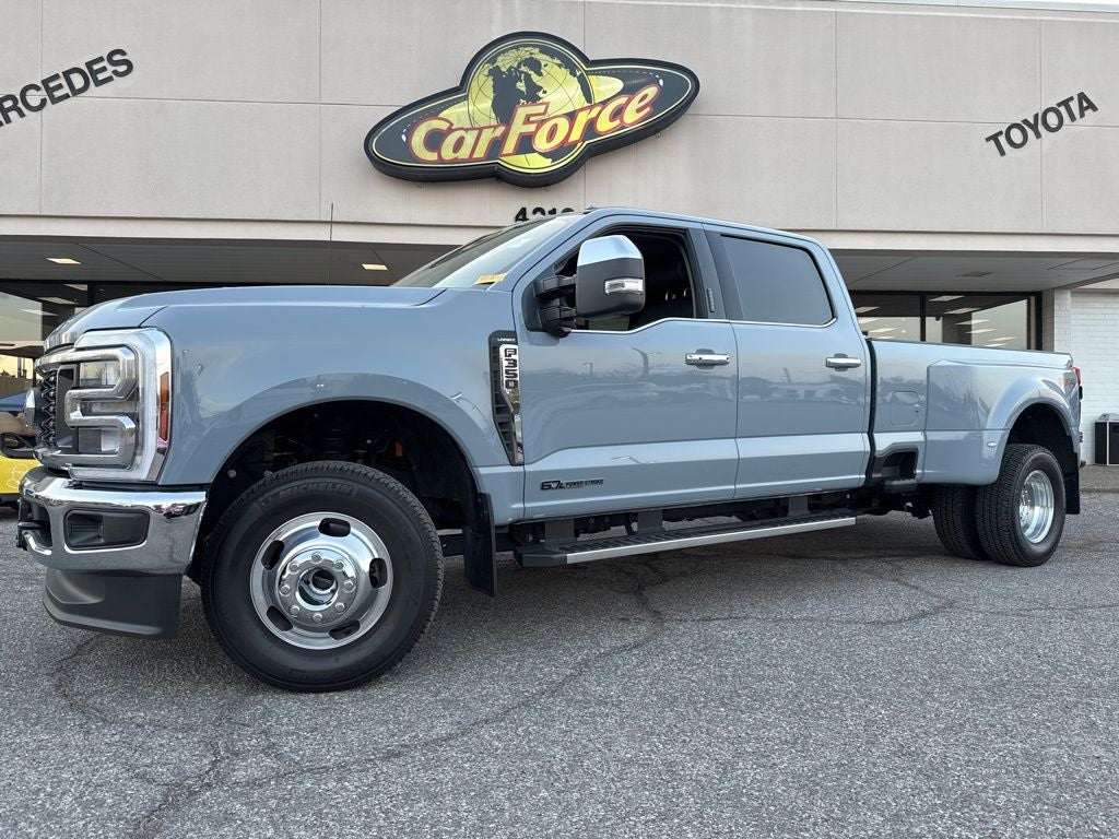 2025 Ford F-350SD Lariat DRW