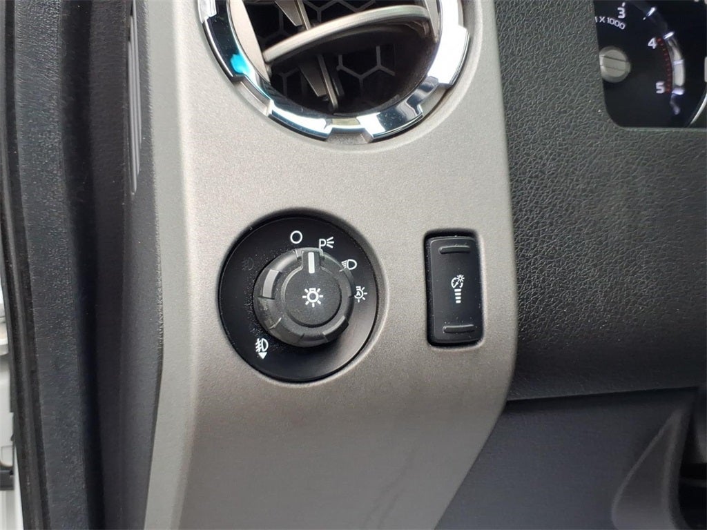 2016 Ford F-350SD Lariat DRW