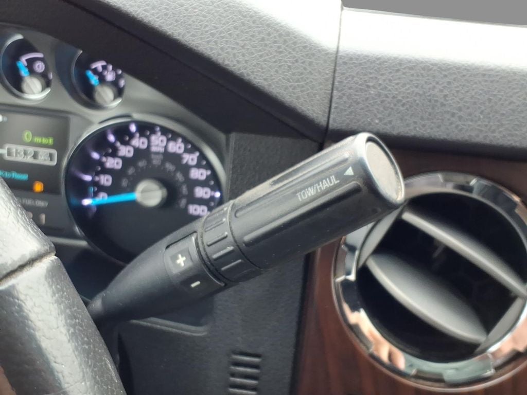 2016 Ford F-350SD Lariat DRW