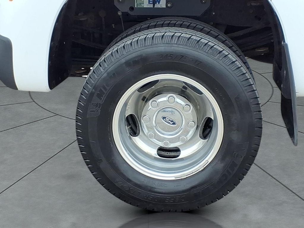 2016 Ford F-350SD Lariat DRW