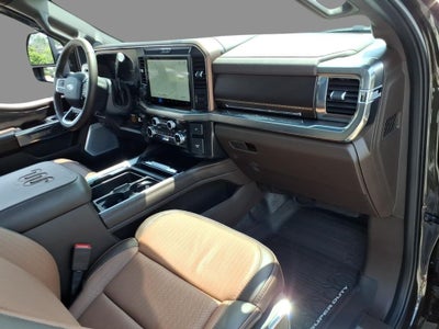 2025 Ford F-450SD King Ranch DRW